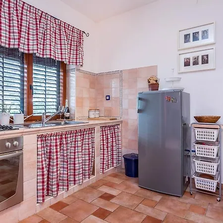 Mirna Apartment