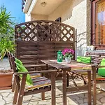 Apartament Mirna